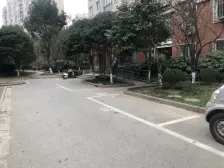 小区C位,中高楼层,南北正通,双落地阳台