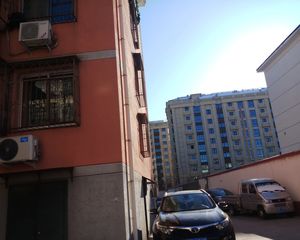 城后小区3室1厅南北