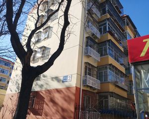 上营北区标准3居,格局好看房方便,业主诚心出售