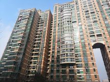 盛世东方,地铁口,精装修,五房两厅两卫,不靠马路