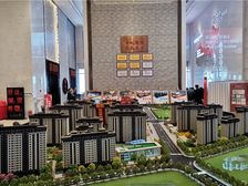 东河区吾悦广场电梯房新小区环境优美视野好有本配贷