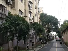 临河三房、双南一北的全明户型采光全天、紧靠体育公园