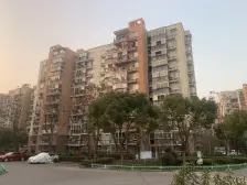 新上好房,满五为1,税费各付,小区中间