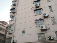 此房,楼层好,采光充足,,诚意出售
