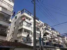 带城+振华 朱家弄 一楼带院子 院子充分利用 横街菜场