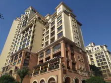 天域花园东区顶复,使用面积400平多,装修保养好