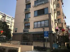 2016年小区,南北通透,位置好,看房方便,诚意出售。