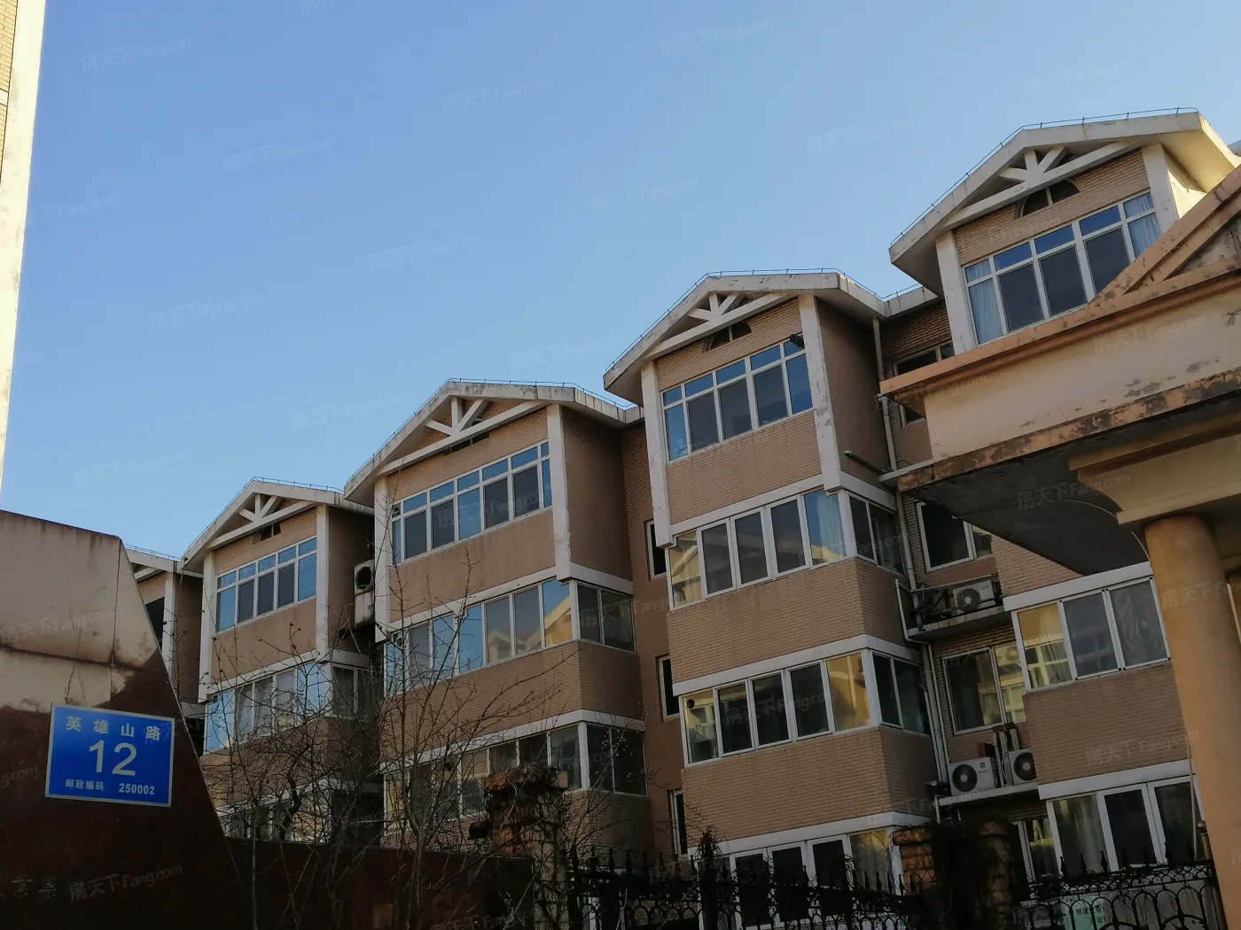 名都花园实景图-小区大门-济南搜房网