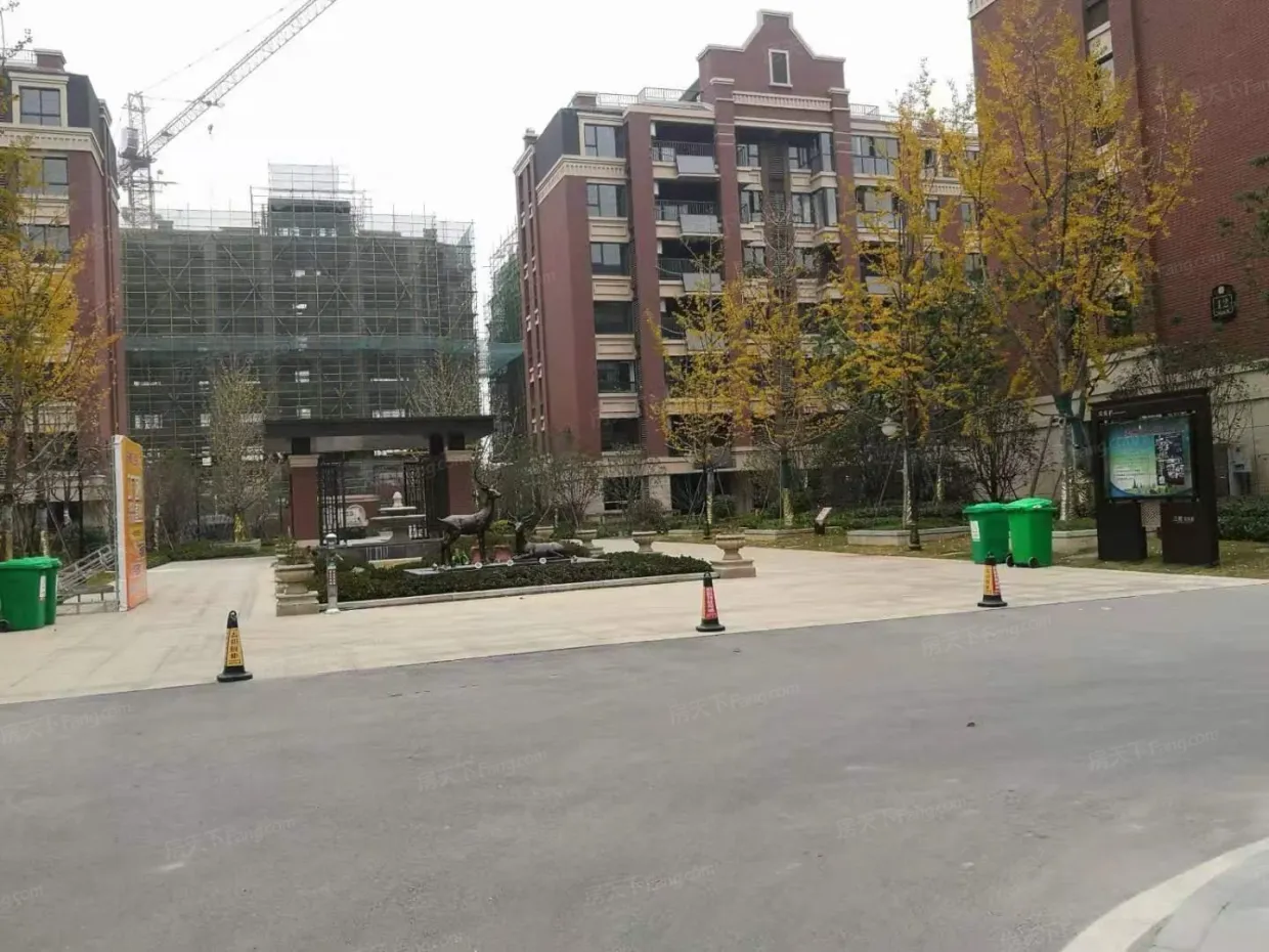 三巽·英伦华第