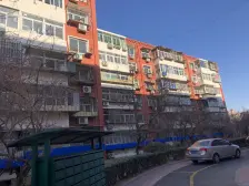 五楼精装一室 企业产 价格还可以商量