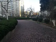 印象城 大润发 小一室