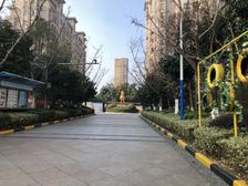 荣盛馨河郦舍 环境优雅,恐龙园就在眼前