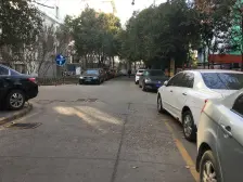 北龙湖旁,,5-6层复式,出门地铁口,大路台