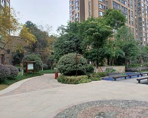 中铁城锦南汇4室2厅南