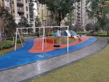 烈士墓次新小区,毛坯,诚心出售