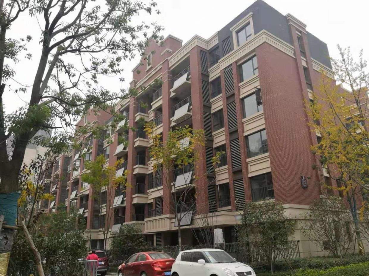 三巽·英伦华第