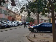 满五不唯一,南北通透,采光充足,视野开阔。交通便