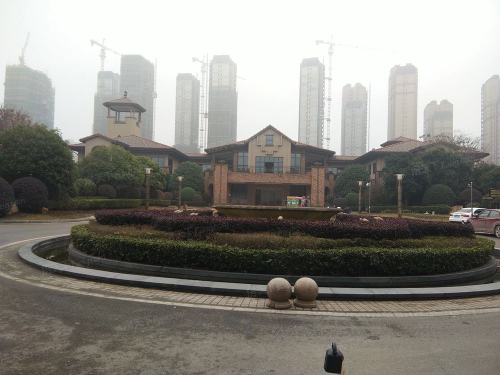 小区相关图