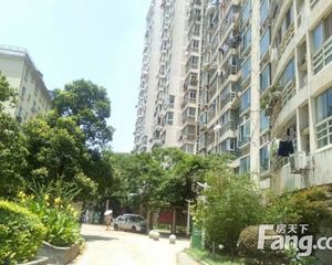抚河明珠 南北通透,采光好 装修好,环镜优美 周边匹套完善,,出行方便