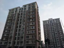 四季花城三期电梯洋房一二楼复式带南北花园 拎包入住