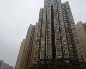 时代睿城3室1厅东南