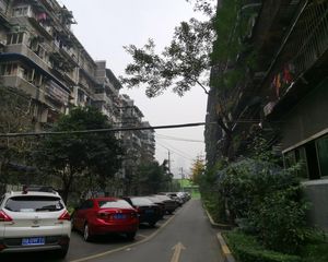 高攀路36号2室1厅东南