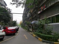 高攀路36号1室1厅东南