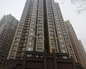 时代睿城3室2厅东北