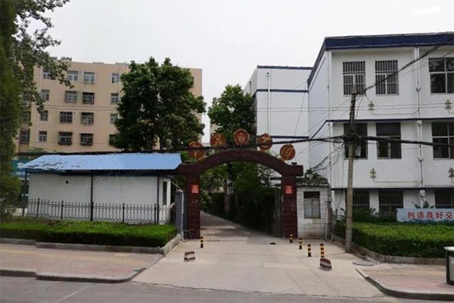 小区相关图