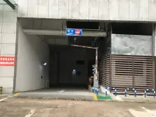 步行街 国瑞城三期一房70万