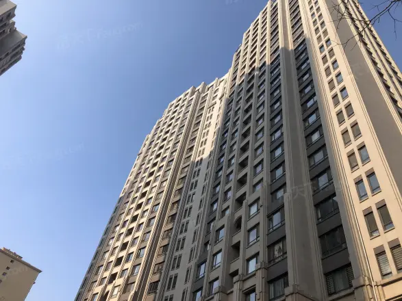 远洋广场实景图