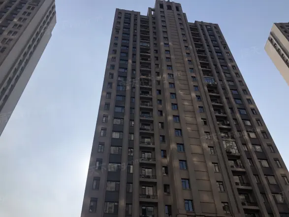 远洋广场实景图