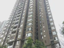 地铁站正规精装修大两房视野好出售