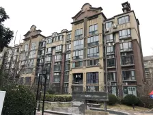 二期中间位置低楼层双卫 业主诚售 随时看房