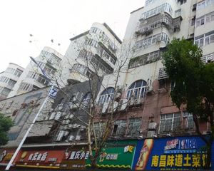 金茂大厦 南北通透,采光好 近地铁 视野好,诚心出售