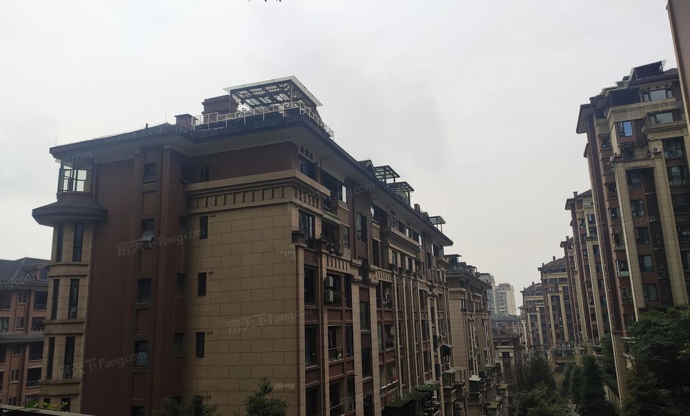 华宇上院 4室2厅2卫 清水洋房 117万限时急售,重庆渝北照母山华宇上院