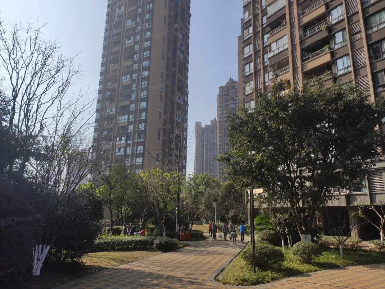 象屿两江公元