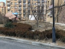 岭秀滨城中园,七室精装下跃,位置视野好 地上西边院