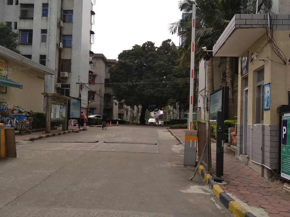 小区相关图