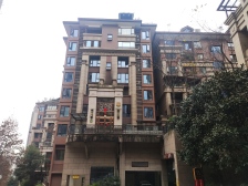 华宇上院精装洋房+位置安静视野开阔+保养好诚心出售