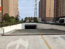 2016年品质电梯动迁房 低总价 高楼层