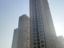 渝北照母山单间配套 精装修可看湖 融创凡尔赛领馆一期