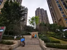 照母山 协信星都会(高层)二房90万