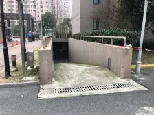 7号线地铁沿线一手动迁电梯次新房两房房东诚心出售