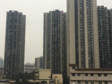 麒龙轻轨站,小区自带步行街,配套成熟,出行方便