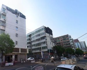 八一社区2室2厅南