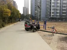 地铁双气小户型京广路交通便利上学方便