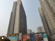 小区五楼是空中花园,绿化多还有健身器材标准2室