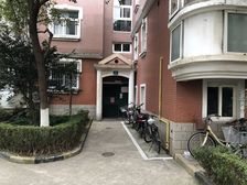 近内环品质小区,多层复式诚意出售,所在小区位置安静看房有钥匙