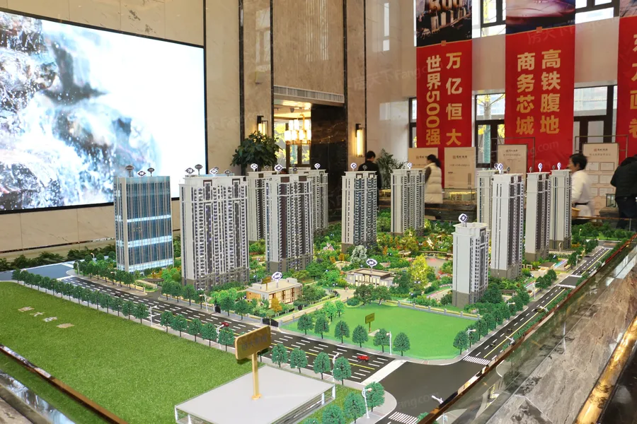 沙盘3拖动图片可以查看其它楼栋信息 沙盘1拖动图片可以查看其它楼栋